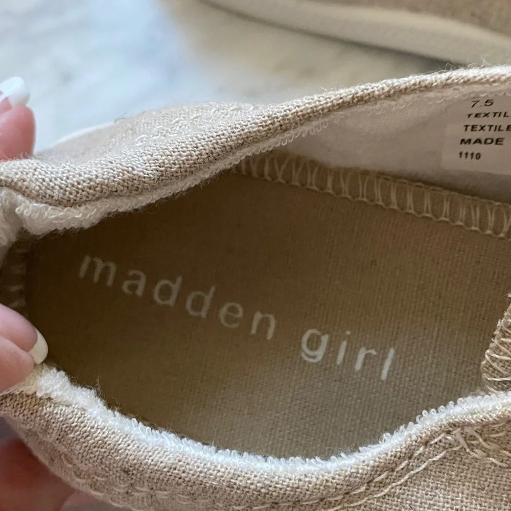 Madden Girl Women’s Lightweight Barkley Beige Canvas Sneakers New size 7.5 - Picture 6 of 6